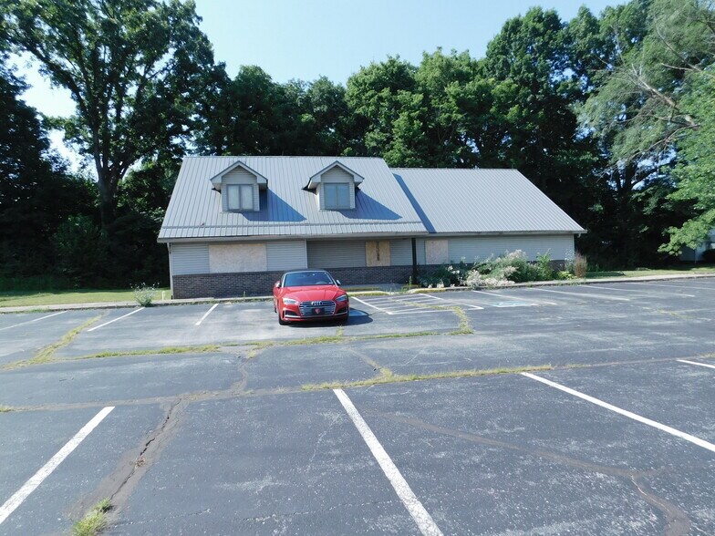 3819 Kentucky Ave, Indianapolis, IN à vendre - Photo du bâtiment - Image 2 de 17