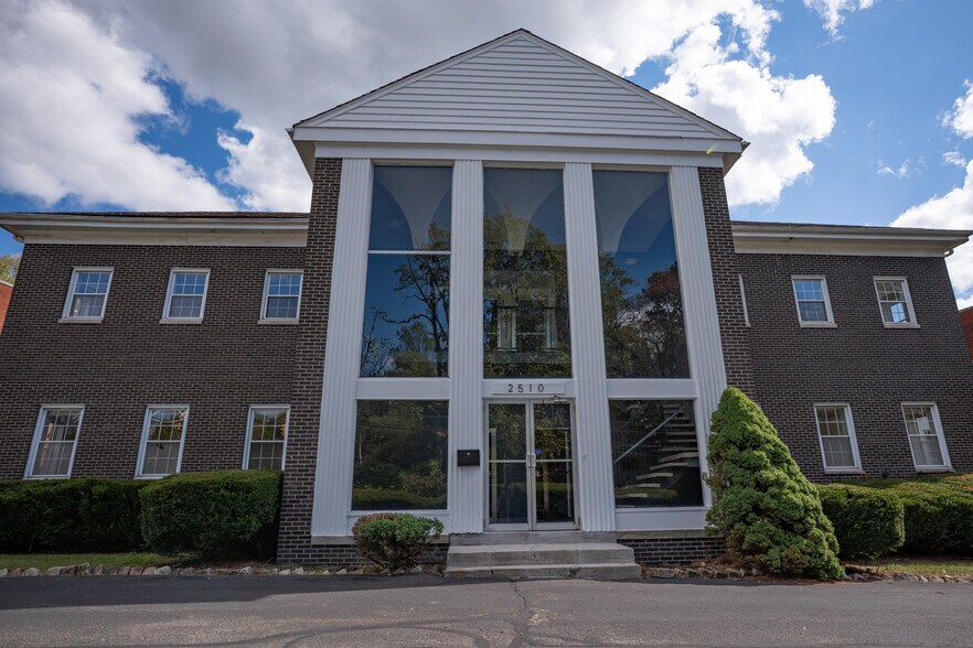 2510 Mosside Blvd, Monroeville, PA à vendre - Photo du bâtiment - Image 2 de 27