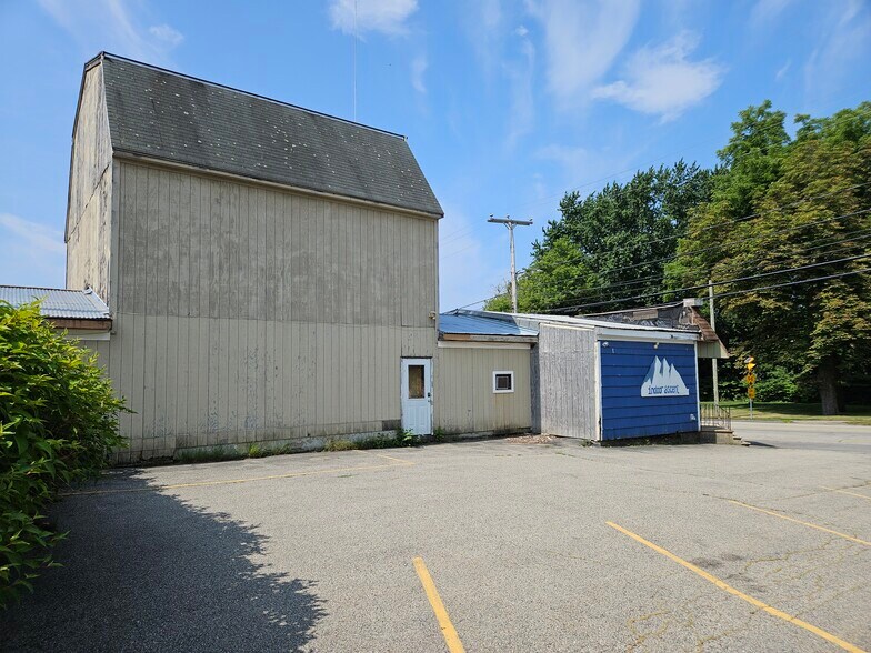 47 Broadway, Dover, NH à vendre - Photo du bâtiment - Image 3 de 9