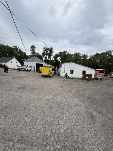 349 Rt-57, Washington, NJ for lease - Building Photo - Image 1 of 10