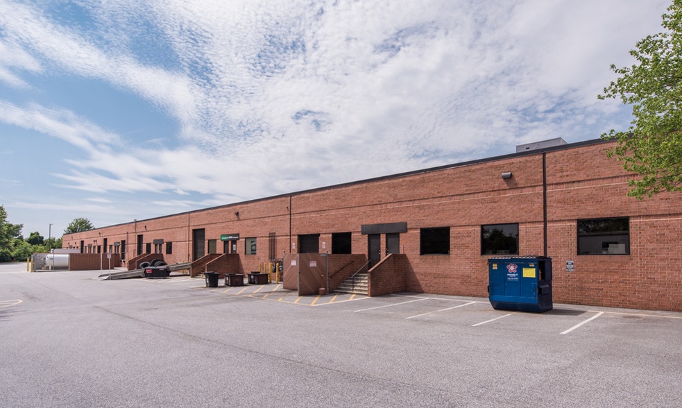 10540 York Rd, Cockeysville, MD for lease - Building Photo - Image 1 of 4