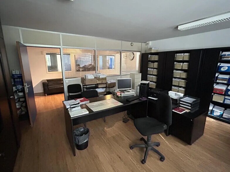 Office in Évry-Courcouronnes for sale - Interior Photo - Image 1 of 4