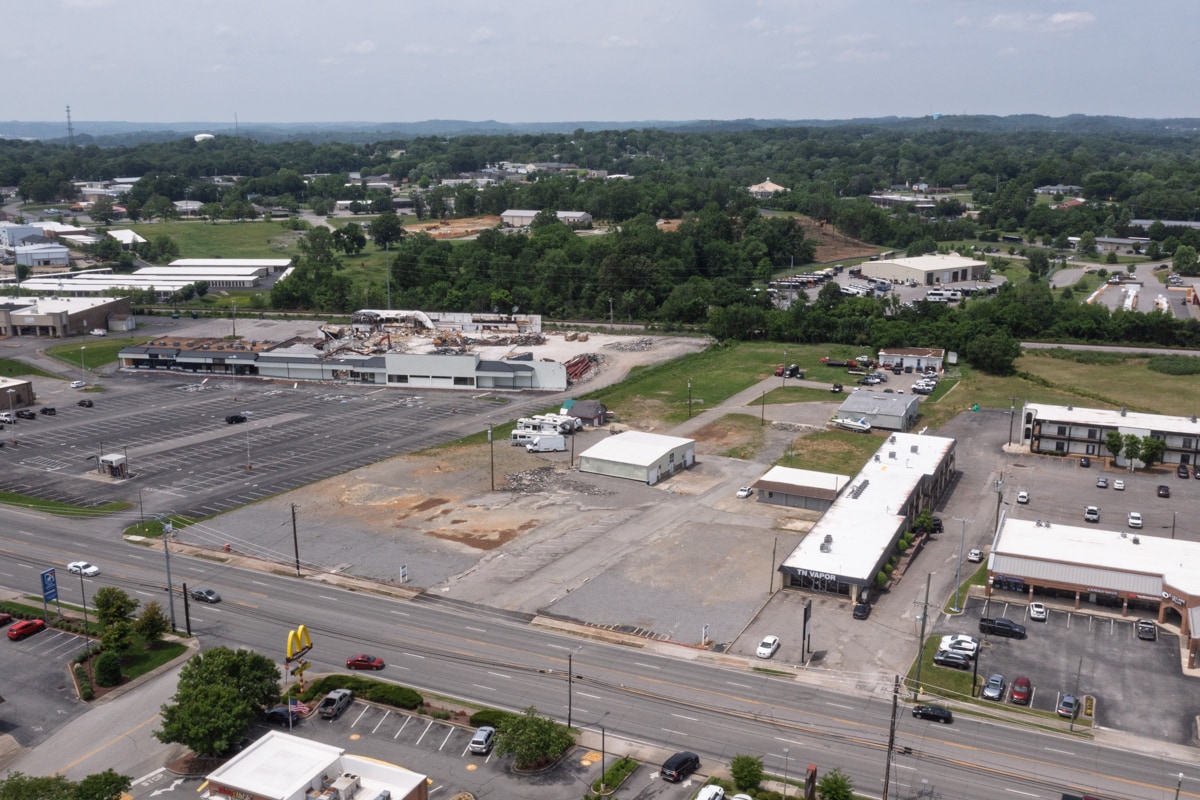 412 W Main St, Hendersonville, TN for lease Primary Photo- Image 1 of 4