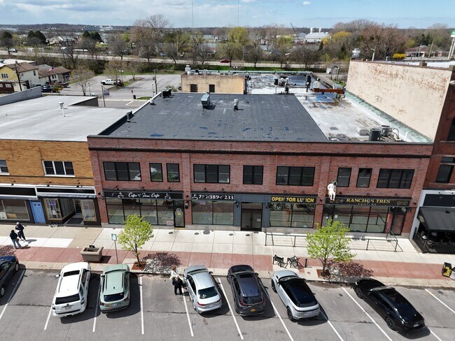 Plus de détails pour 54-60 Webster St, North Tonawanda, NY - Commerce de détail à vendre
