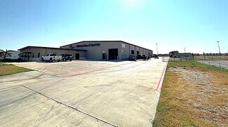 Plus de détails pour 19940 I-37, Elmendorf, TX - Industriel à louer
