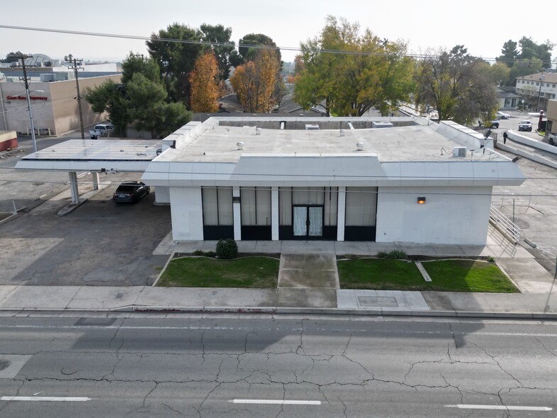 2001 Columbus St, Bakersfield, CA à vendre - Photo principale - Image 1 de 4