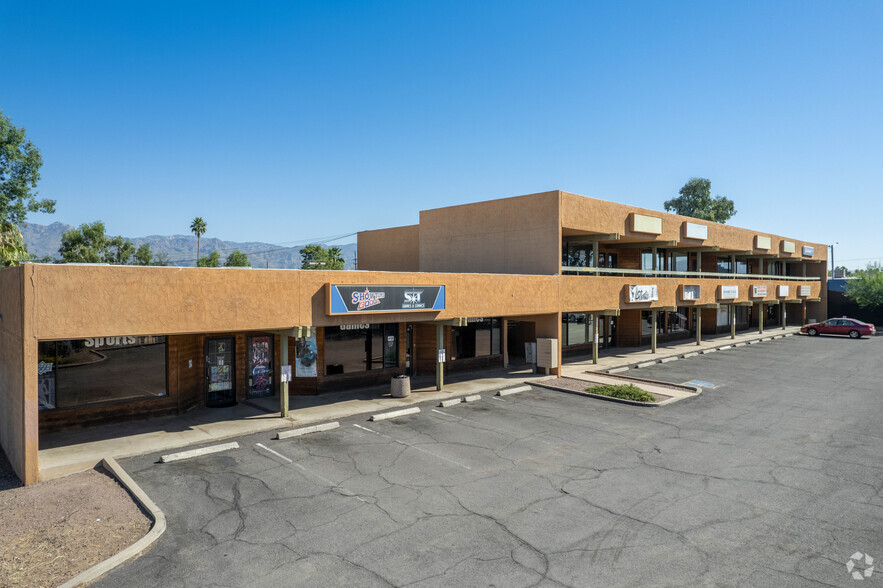 5801-5831 E Speedway Blvd, Tucson, AZ for lease - Building Photo - Image 1 of 5