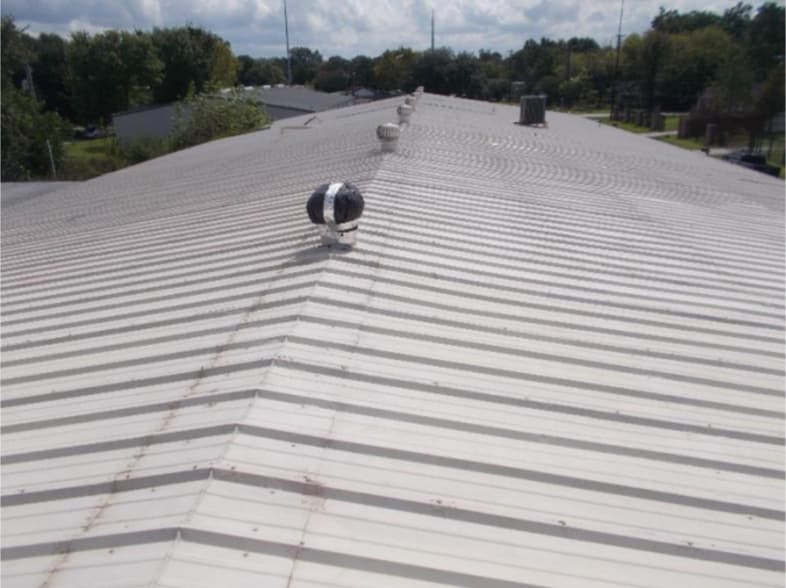 10126 Jensen Dr, Houston, TX for lease - Building Photo - Image 2 of 24