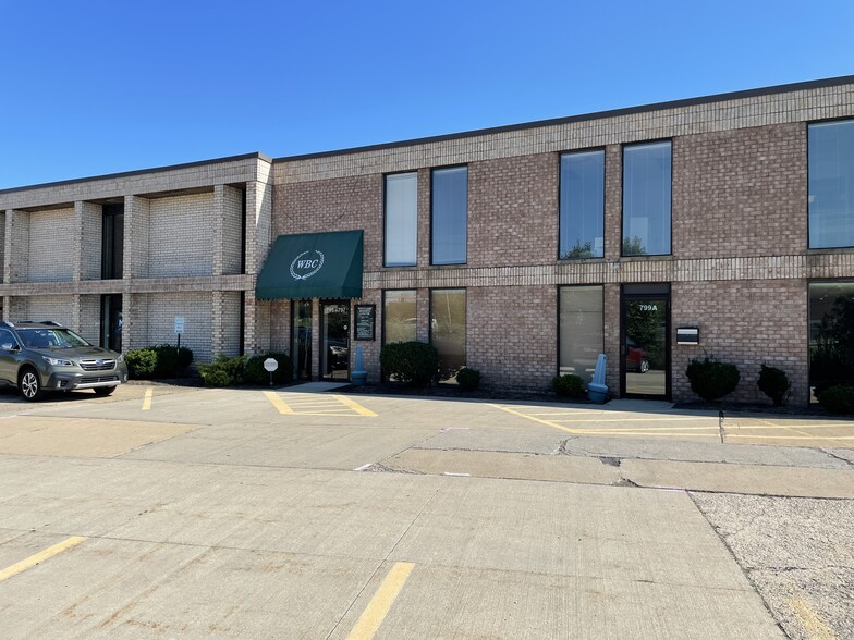 789-805 Sharon Dr, Westlake, OH for lease - Building Photo - Image 2 of 18