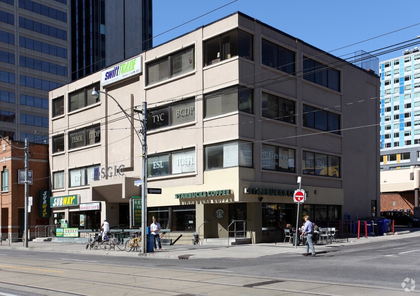 150 Dundas St W, Toronto, ON à louer - Photo du bâtiment - Image 2 de 3