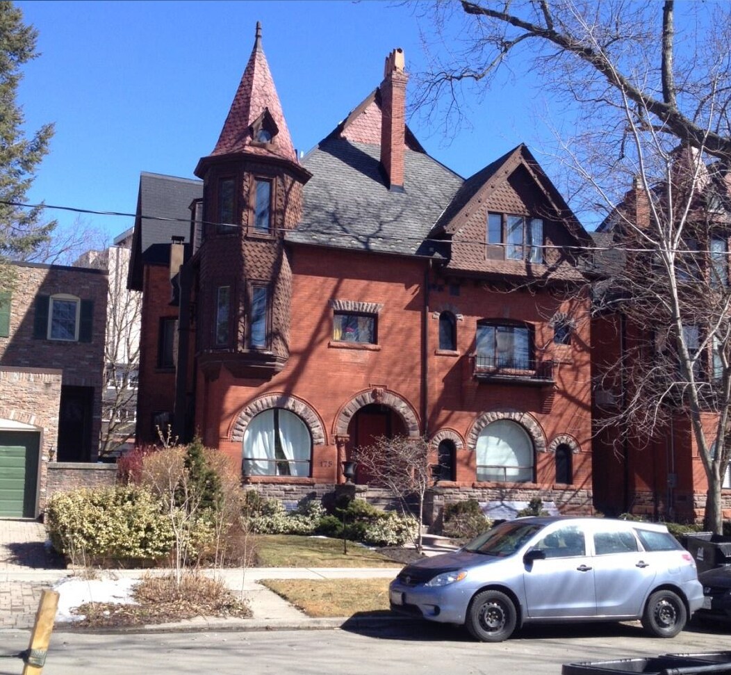 173-175 Madison Ave, Toronto, ON à vendre Photo du bâtiment- Image 1 de 9