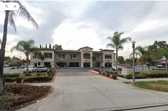 9670 Magnolia Ave, Riverside, CA à louer Photo intérieure- Image 2 de 6