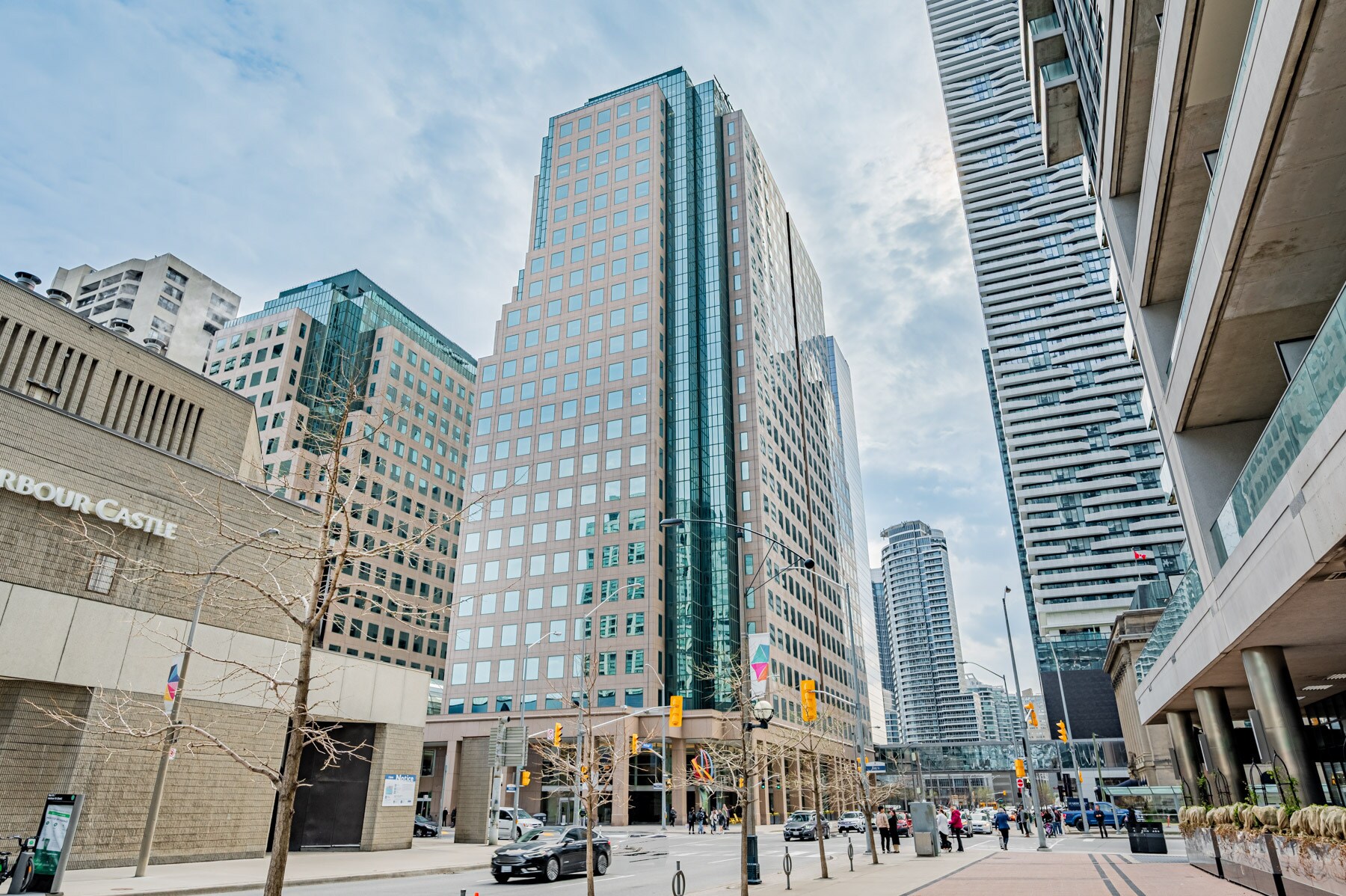 20 Bay St, Toronto, ON à louer Photo du bâtiment- Image 1 de 7