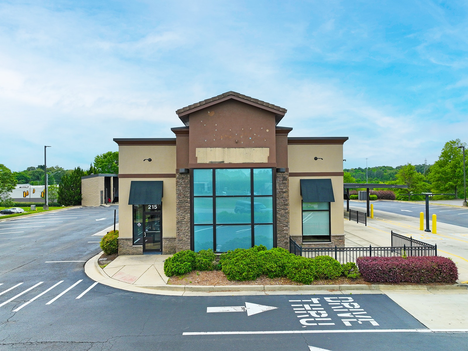 215 Howell St, Fultondale, AL for sale Primary Photo- Image 1 of 6