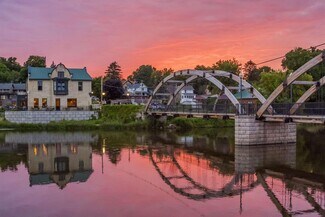 Plus de détails pour 200 W Milwaukee St, Jefferson, WI - Commerce de détail à vendre