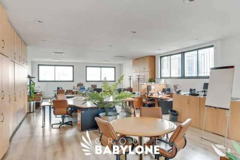 9-11 Rue Louvain, Courbevoie à vendre - Photo du bâtiment - Image 2 de 6