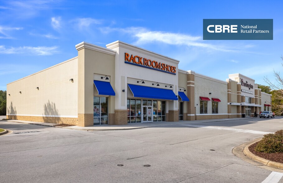 Western Crossing portefeuille de 2 propriétés à vendre sur LoopNet.ca - Photo du bâtiment - Image 3 de 15