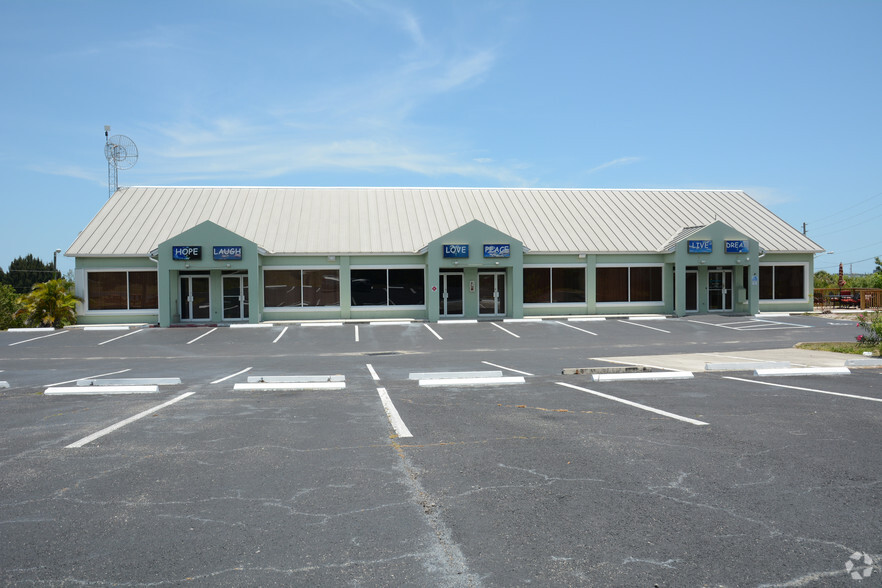 2250-2296 N US Highway 1, Fort Pierce, FL à vendre - Photo principale - Image 1 de 1