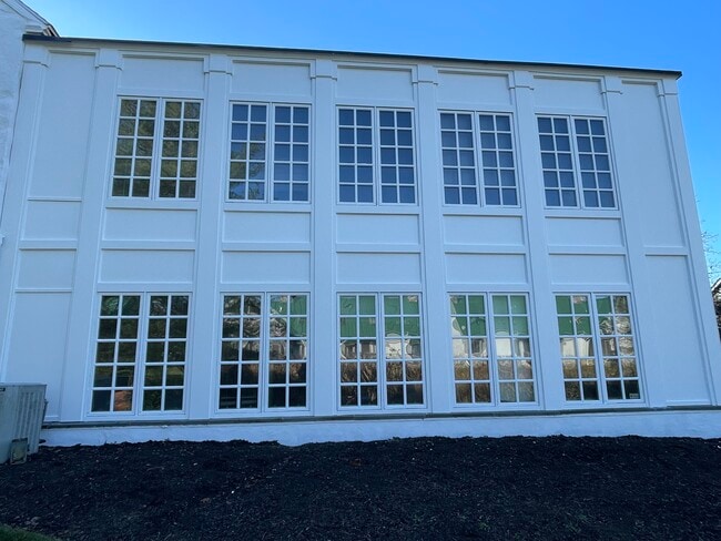 Plus de détails pour 100 John Robert Thomas Dr, Exton, PA - Bureau à vendre