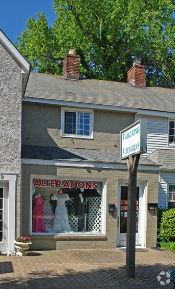 10241 Warwick Blvd, Newport News, VA for lease - Building Photo - Image 2 of 2