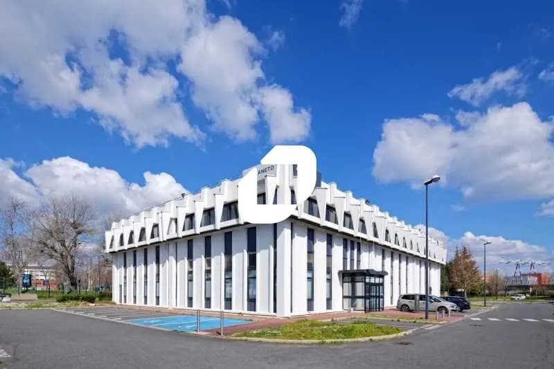 Office in Évry-Courcouronnes for lease Building Photo- Image 1 of 8