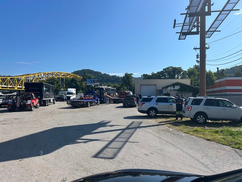 6300 Maccorkle Ave SE, Charleston, WV à vendre - Photo du bâtiment - Image 2 de 3