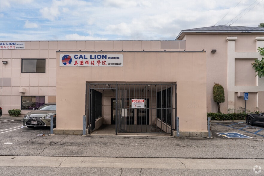 10303-10309 Garvey Ave, El Monte, CA à vendre - Photo du bâtiment - Image 3 de 4