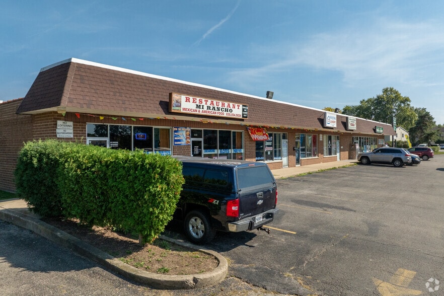100-110 Light Rd, Oswego, IL for sale - Building Photo - Image 2 of 20