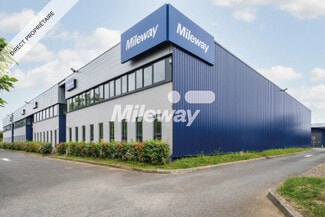 Plus de détails pour 14 Rue Des Oziers, SAINT-OUEN-L'AUMONE - Local d'activités à louer