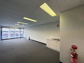 211 Warrigal Rd, Hughesdale for lease Interior Photo- Image 2 of 7