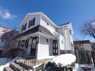 Plus de détails pour 2340 Kinnickinnic Ave, Milwaukee, WI - Commerce de détail à vendre