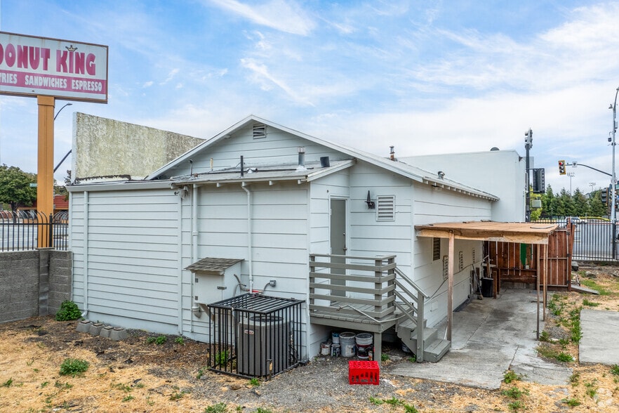 14473 San Pablo Ave, San Pablo, CA à vendre - Photo du bâtiment - Image 3 de 4