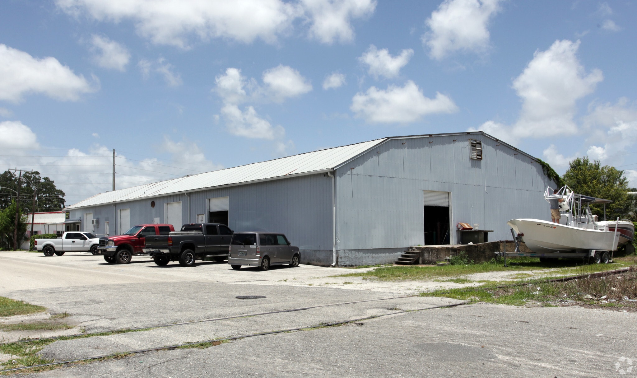 715 5th St E, Bradenton, FL for lease Primary Photo- Image 1 of 11