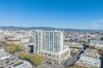 200-222 Broadway, Oakland, CA - Aérien  Vue de la carte - Image1