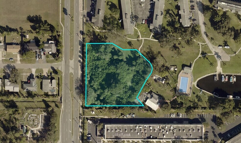4800 Orange Grove Blvd, North Fort Myers, FL à vendre - Aérien - Image 2 de 3