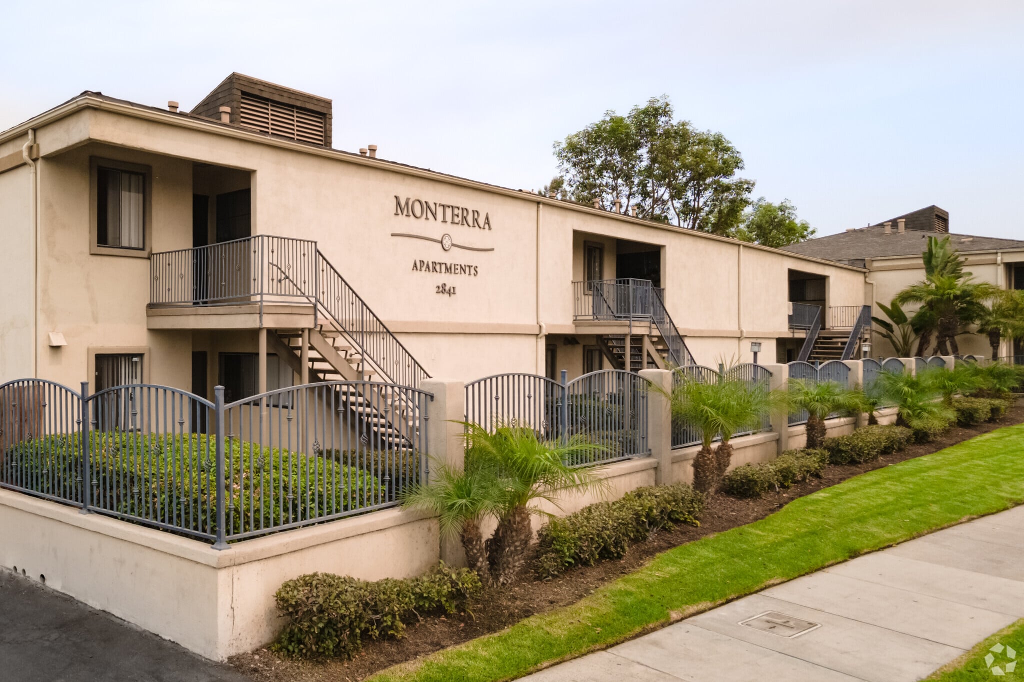 2841 E Lincoln Ave, Anaheim, CA à vendre Photo principale- Image 1 de 17
