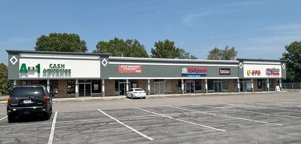 8502-8524 E Washington St, Indianapolis, IN à louer - Photo du bâtiment - Image 1 de 4