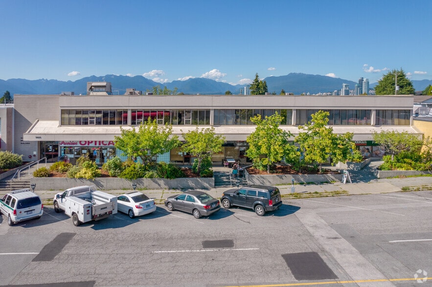 3825 Sunset St, Burnaby, BC for sale - Primary Photo - Image 1 of 1