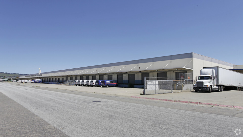 1936-1980 W Avenue 140th, San Leandro, CA for lease - Primary Photo - Image 2 of 5