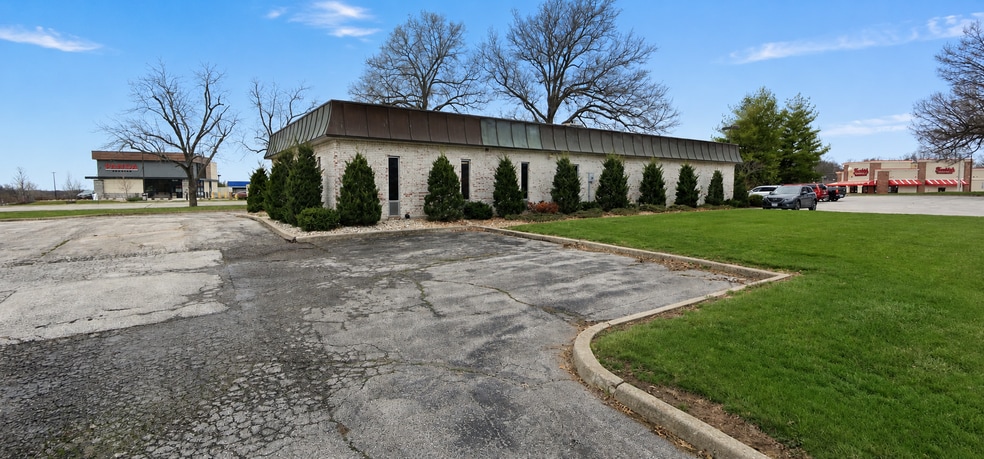10201 E 75th St, Raytown, MO for sale - Building Photo - Image 2 of 5