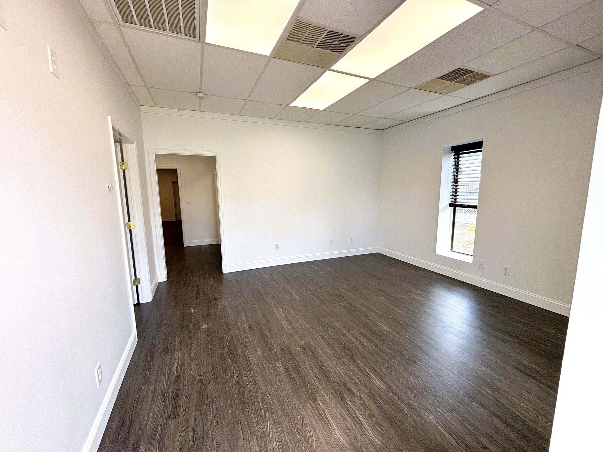 354 Tiller Dr, Pawleys Island, SC à louer Photo du bâtiment- Image 1 de 10