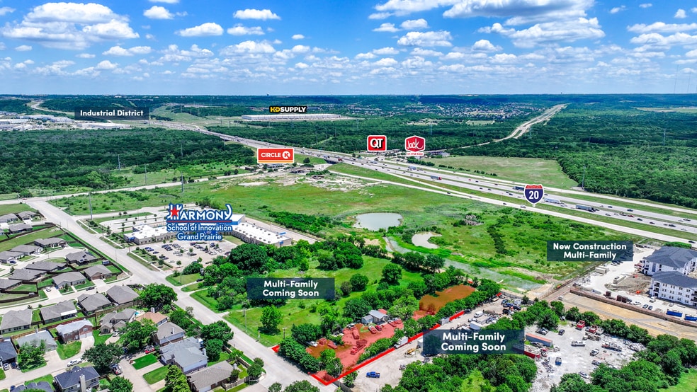 1013 Fish Creek Rd, Grand Prairie, TX for sale - Building Photo - Image 2 of 21