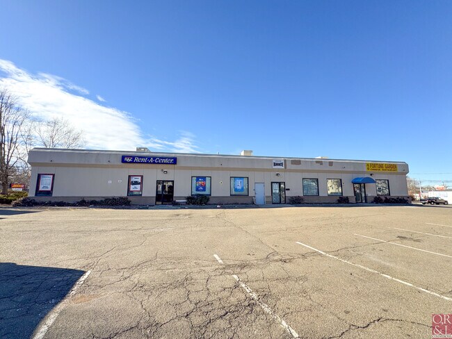 More details for 340 E Main St, Middletown, CT - Retail for Sale