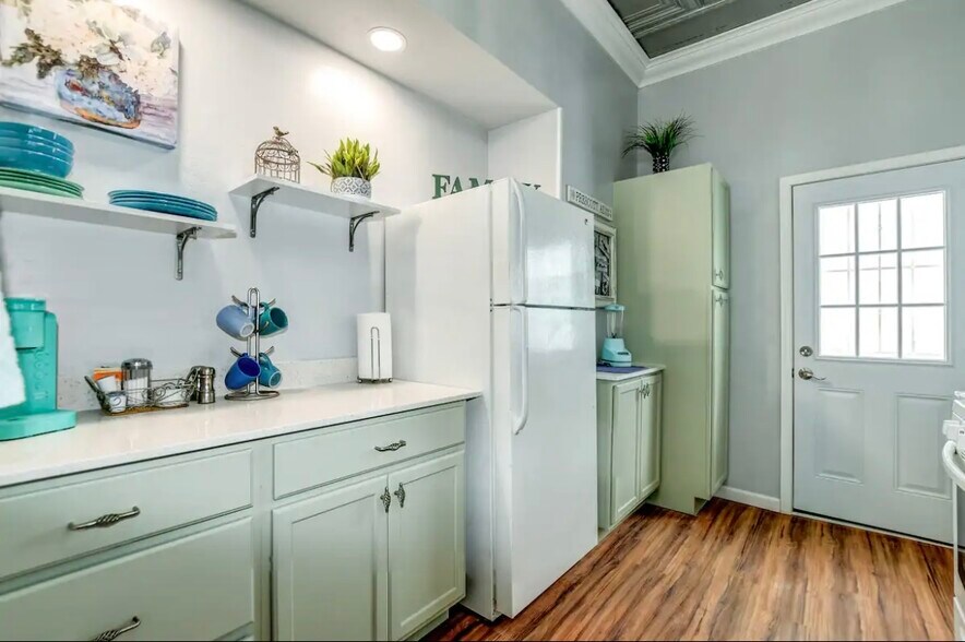 609 S Granite St, Prescott, AZ à vendre - Photo intérieure - Image 2 de 47