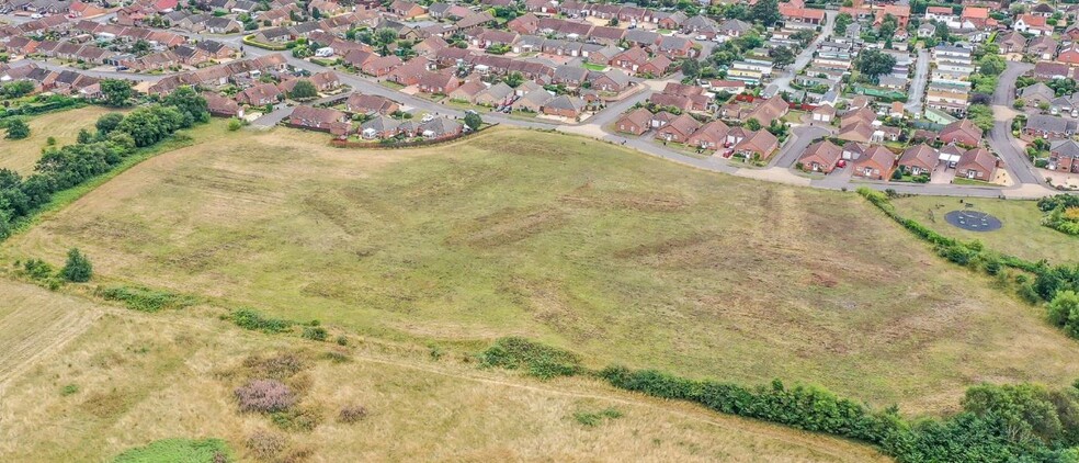 Sweetbriar Clos, Snettisham for sale - Building Photo - Image 2 of 2