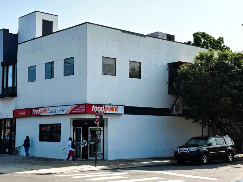 1711 S Broad St, Philadelphia, PA for lease - Primary Photo - Image 1 of 4