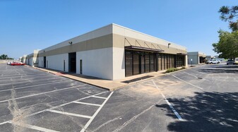 Crosstown Flex/Warehouse Spaces - Warehouse