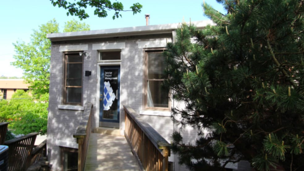 2142-2144 Gilbert Ave, Cincinnati, OH à louer - Photo du bâtiment - Image 2 de 10