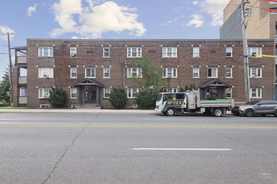 1165 Kingston Rd, Toronto, ON for sale - Building Photo - Image 3 of 3