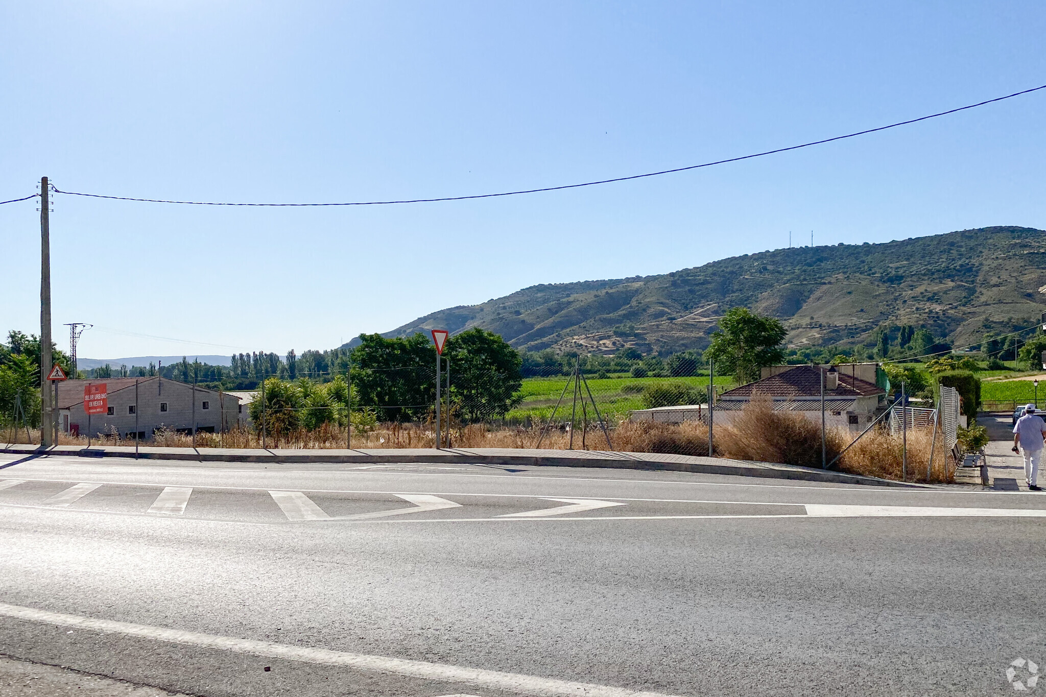 Calle Paso A Nivel, 1, Tielmes, Madrid for sale Primary Photo- Image 1 of 3